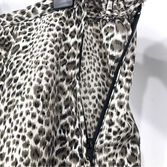 Casual Corner Cheetah Print Lightweight A line Mini Skirt - Picture 5 of 7